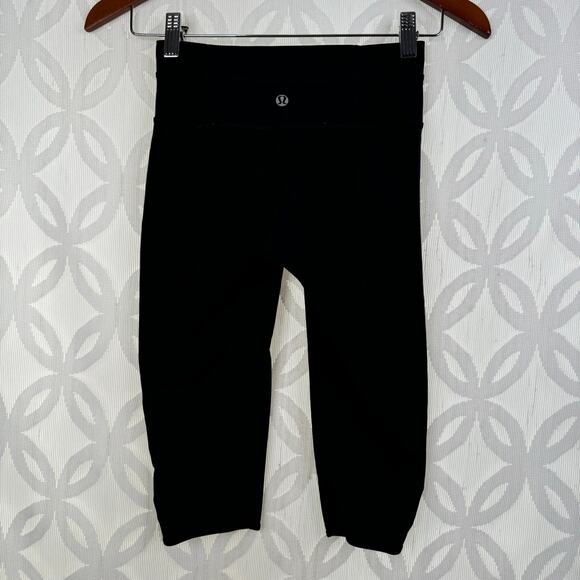 Lululemon Bandha Crop Black Yoga Legging Size 4 - Picture 7 of 13
